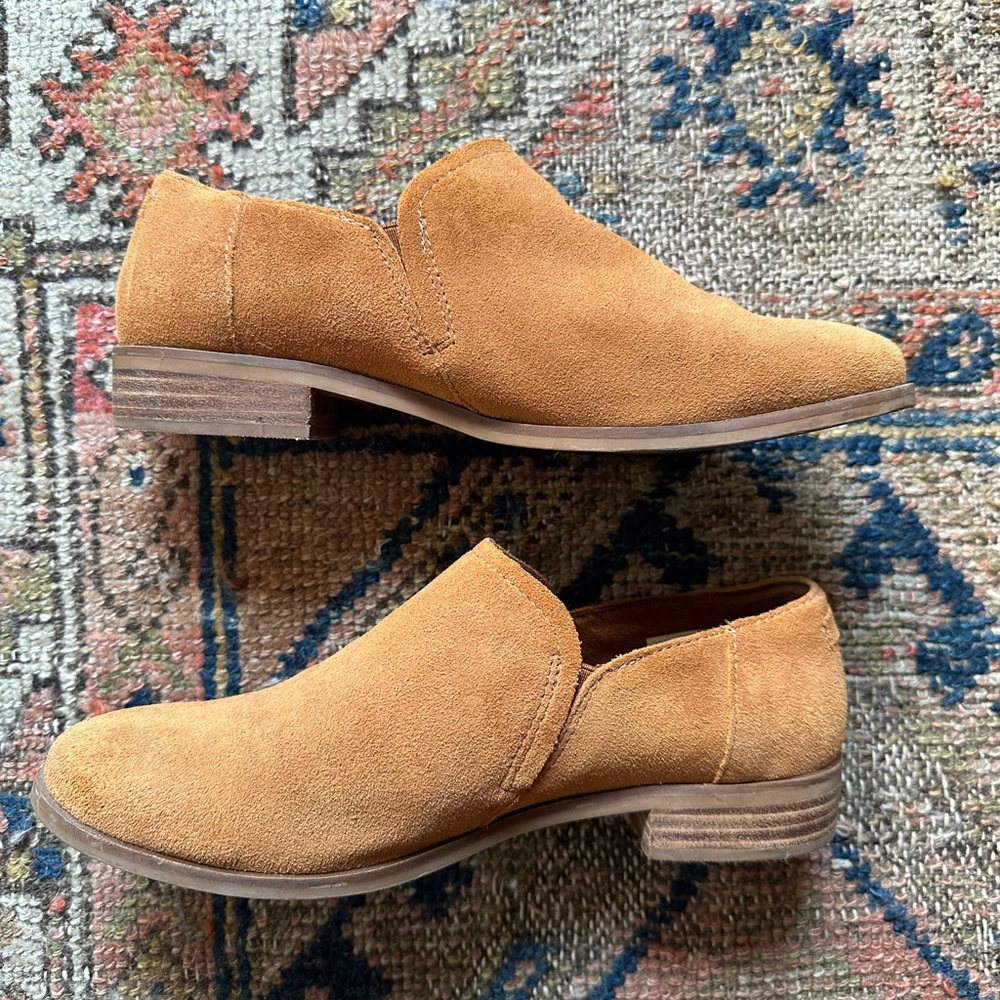 Toms Orange Flats Sleek Slip-On Design